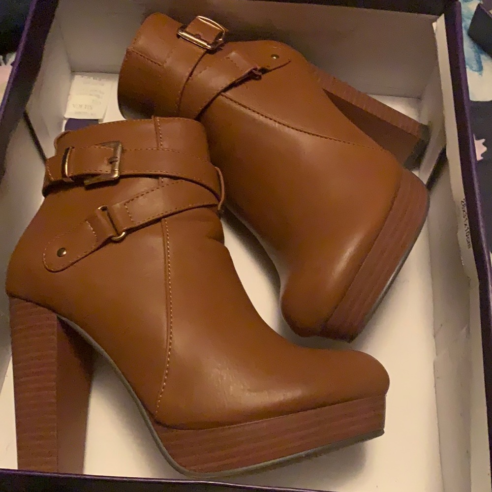 ladies boots